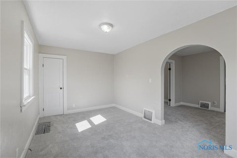Tiny photo for 913 Coventry Avenue, Toledo, OH 43607 (MLS # 10013345)