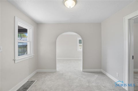 Tiny photo for 913 Coventry Avenue, Toledo, OH 43607 (MLS # 10013345)