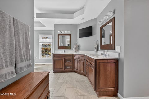 Tiny photo for 8900 Oak Valley Road, Holland, OH 43528 (MLS # 10013928)