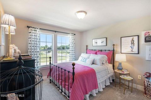 Tiny photo for 1304 Clairmont Avenue, Napoleon, OH 43545 (MLS # 10003258)