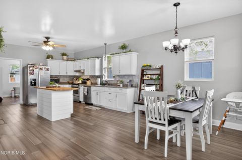 Tiny photo for 1624 Payne Avenue, Findlay, OH 45840 (MLS # 10006957)