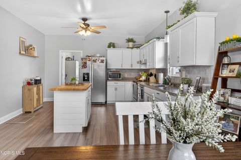 Tiny photo for 1624 Payne Avenue, Findlay, OH 45840 (MLS # 10006957)