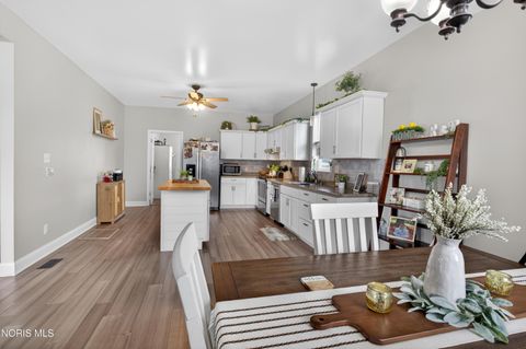 Tiny photo for 1624 Payne Avenue, Findlay, OH 45840 (MLS # 10006957)