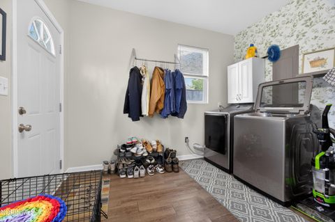 Tiny photo for 1624 Payne Avenue, Findlay, OH 45840 (MLS # 10006957)