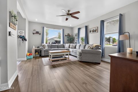 Tiny photo for 1624 Payne Avenue, Findlay, OH 45840 (MLS # 10006957)