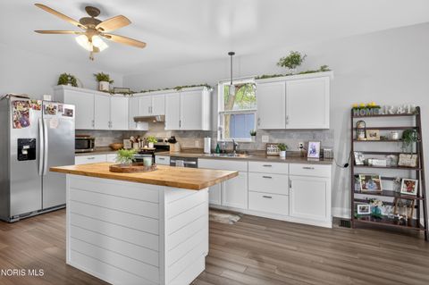 Tiny photo for 1624 Payne Avenue, Findlay, OH 45840 (MLS # 10006957)