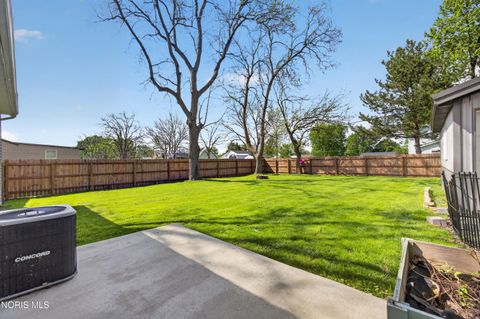 Tiny photo for 1624 Payne Avenue, Findlay, OH 45840 (MLS # 10006957)