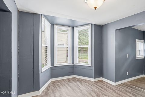 Tiny photo for 277 W Perry Street, Tiffin, OH 44883 (MLS # 10007185)