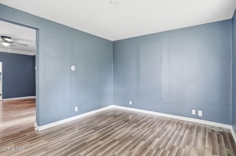 Tiny photo for 277 W Perry Street, Tiffin, OH 44883 (MLS # 10007185)