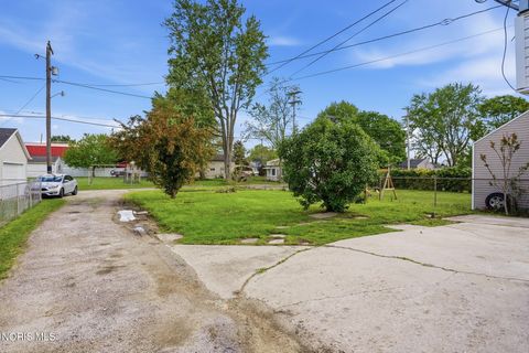 Tiny photo for 277 W Perry Street, Tiffin, OH 44883 (MLS # 10007185)