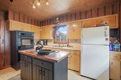 Tiny photo for 28536 Mccarty Drive, Perrysburg, OH 43551 (MLS # 10002455)