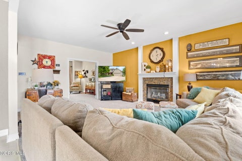 Tiny photo for 26311 Laurel Lane, Perrysburg, OH 43551 (MLS # 10010537)