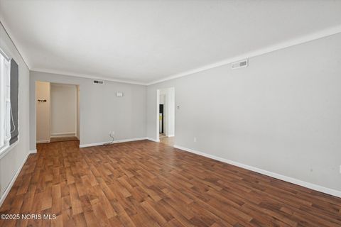 Tiny photo for 840 Pine Street, Wauseon, OH 43567 (MLS # 10001960)