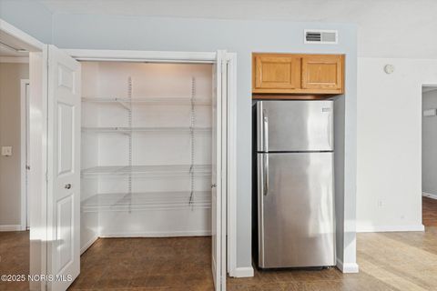 Tiny photo for 840 Pine Street, Wauseon, OH 43567 (MLS # 10001960)