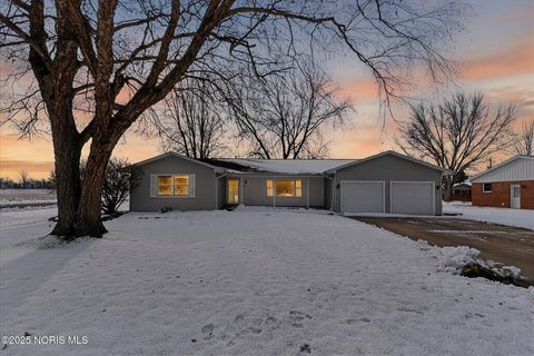 Tiny photo for 840 Pine Street, Wauseon, OH 43567 (MLS # 10001960)