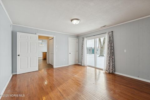 Tiny photo for 840 Pine Street, Wauseon, OH 43567 (MLS # 10001960)