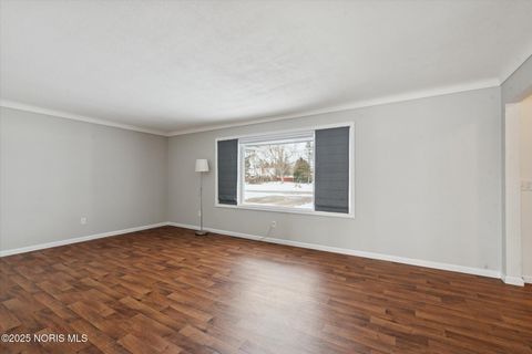 Tiny photo for 840 Pine Street, Wauseon, OH 43567 (MLS # 10001960)