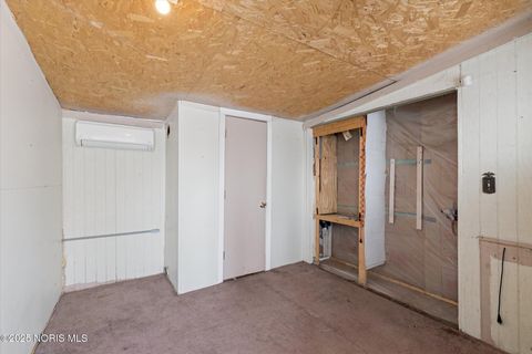 Tiny photo for 840 Pine Street, Wauseon, OH 43567 (MLS # 10001960)