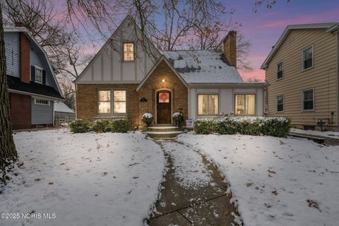 2513 Portsmouth Avenue Toledo OH 43613