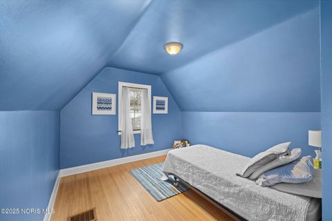 Tiny photo for 2513 Portsmouth Avenue, Toledo, OH 43613 (MLS # 10002083)