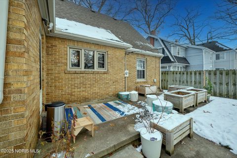 Tiny photo for 2513 Portsmouth Avenue, Toledo, OH 43613 (MLS # 10002083)