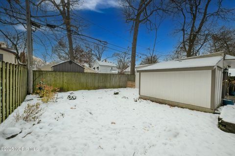 Tiny photo for 2513 Portsmouth Avenue, Toledo, OH 43613 (MLS # 10002083)