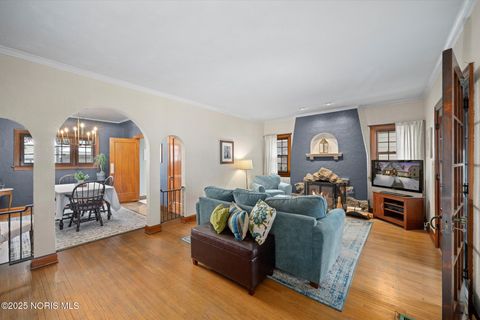 Tiny photo for 2513 Portsmouth Avenue, Toledo, OH 43613 (MLS # 10002083)