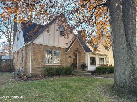 Tiny photo for 2513 Portsmouth Avenue, Toledo, OH 43613 (MLS # 10002083)