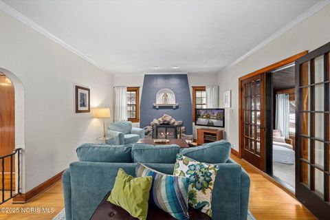 Tiny photo for 2513 Portsmouth Avenue, Toledo, OH 43613 (MLS # 10002083)