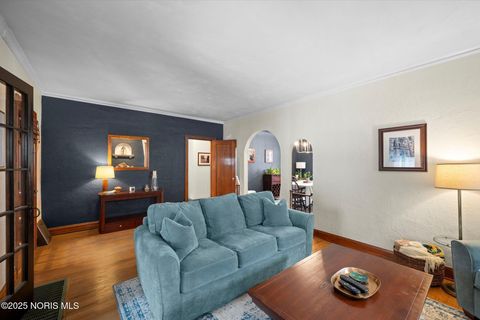 Tiny photo for 2513 Portsmouth Avenue, Toledo, OH 43613 (MLS # 10002083)