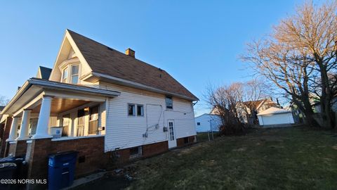 Tiny photo for 1038 Pinewood Avenue, Toledo, OH 43607 (MLS # 10003305)