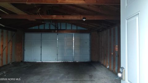 Tiny photo for 1038 Pinewood Avenue, Toledo, OH 43607 (MLS # 10003305)