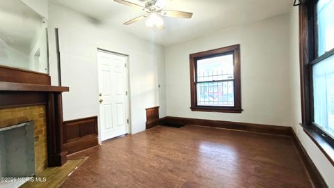 Tiny photo for 1038 Pinewood Avenue, Toledo, OH 43607 (MLS # 10003305)