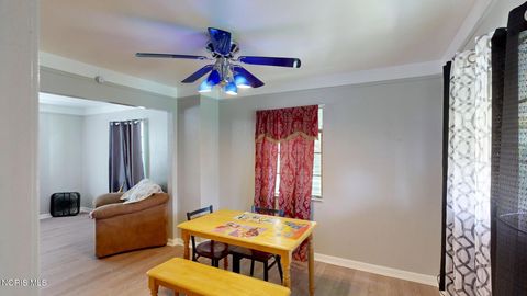 Tiny photo for 1421 N Ravine Parkway, Toledo, OH 43605 (MLS # 10009311)