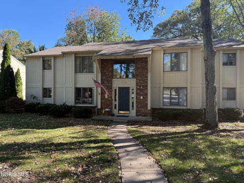 Condo For Sale - 2704 Westcastle Drive #UNIT 1<br/> Toledo, OH 43615