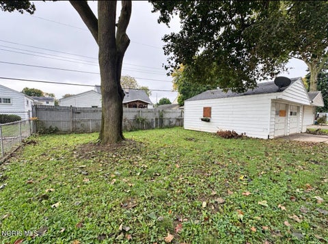 Tiny photo for 233 Midvale Avenue, Toledo, OH 43605 (MLS # 10014748)