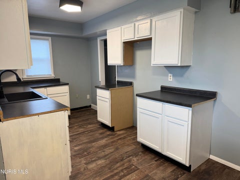 Tiny photo for 233 Midvale Avenue, Toledo, OH 43605 (MLS # 10014748)