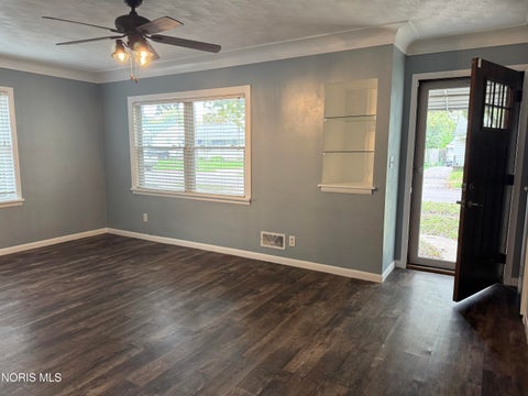 Tiny photo for 233 Midvale Avenue, Toledo, OH 43605 (MLS # 10014748)