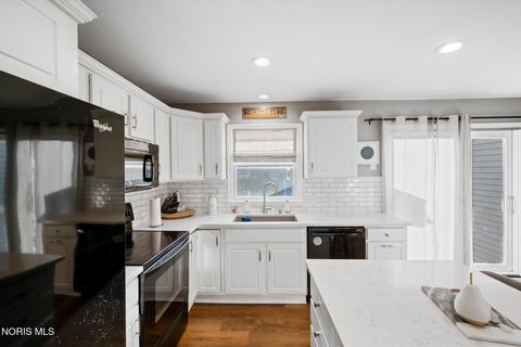 Tiny photo for 118 Manakiki Drive, Holland, OH 43528 (MLS # 10006938)