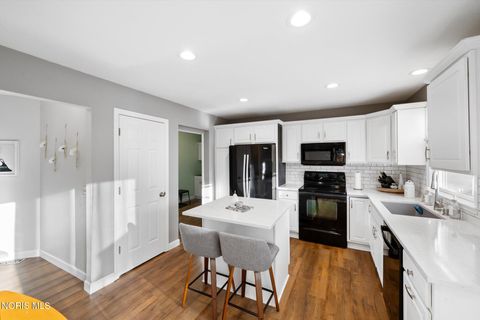 Tiny photo for 118 Manakiki Drive, Holland, OH 43528 (MLS # 10006938)