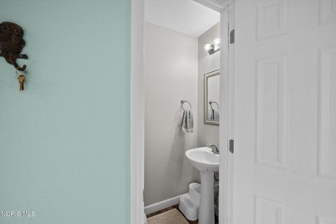 Tiny photo for 118 Manakiki Drive, Holland, OH 43528 (MLS # 10006938)