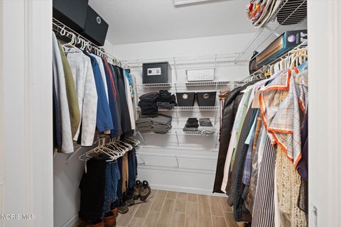 Tiny photo for 118 Manakiki Drive, Holland, OH 43528 (MLS # 10006938)