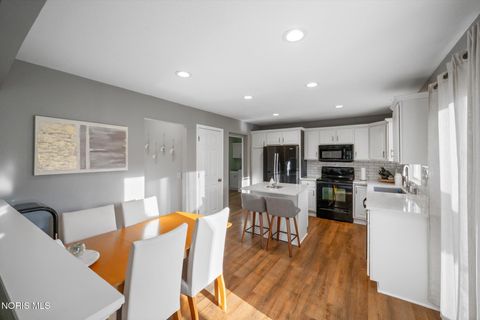 Tiny photo for 118 Manakiki Drive, Holland, OH 43528 (MLS # 10006938)