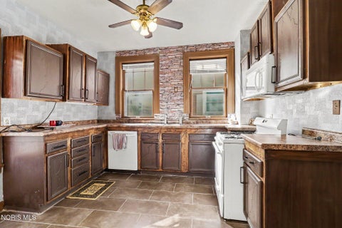 Tiny photo for 2720 Scottwood Avenue, Toledo, OH 43610 (MLS # 10014484)