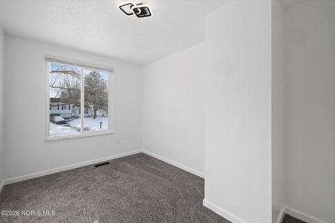 Tiny photo for 4680 Ventura Drive, Toledo, OH 43615 (MLS # 10003404)