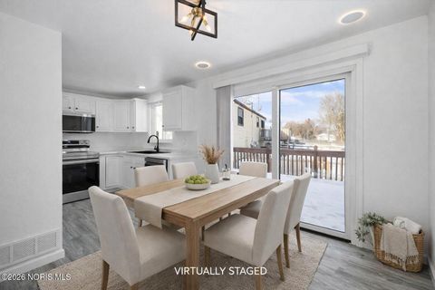 Tiny photo for 4680 Ventura Drive, Toledo, OH 43615 (MLS # 10003404)