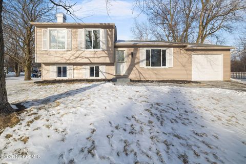 Tiny photo for 4680 Ventura Drive, Toledo, OH 43615 (MLS # 10003404)