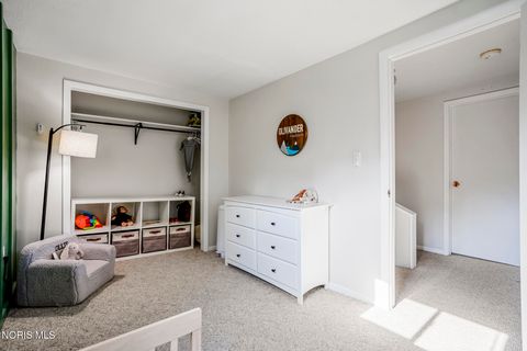 Tiny photo for 4928 Arbor Way, Sylvania, OH 43560 (MLS # 10010671)