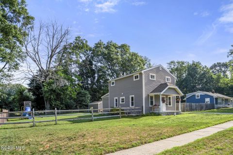 Tiny photo for 4928 Arbor Way, Sylvania, OH 43560 (MLS # 10010671)