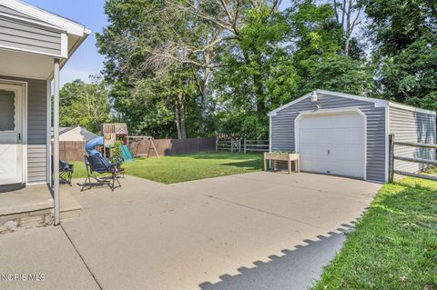 Tiny photo for 4928 Arbor Way, Sylvania, OH 43560 (MLS # 10010671)
